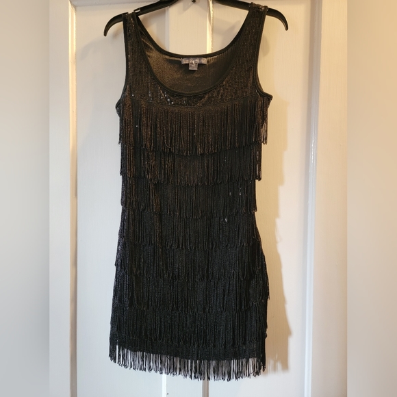 Forever 21 Dresses & Skirts - Twenty-one black dress